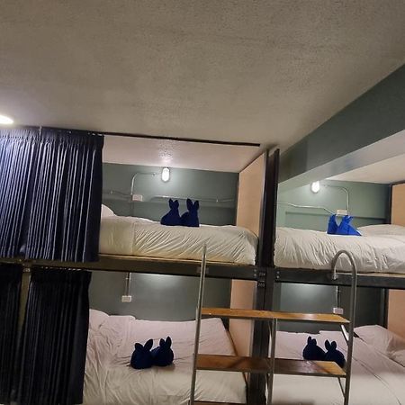 Glur Hostel Pattaya Walking Street Exterior photo